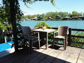 Гостиница Ada Bojana Apartmani  Улцинь